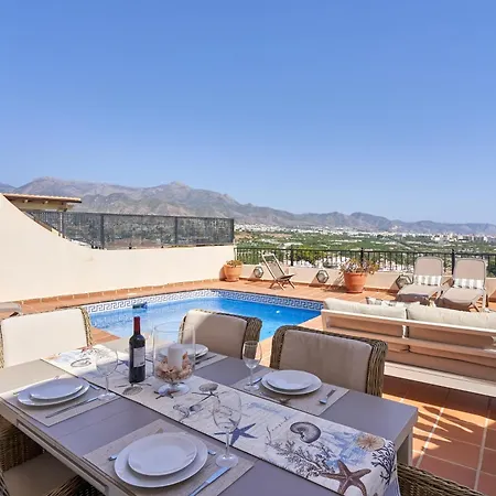 Вилла Balcon Bella Vista Нерха